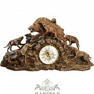 Каминные часы "Охота на кабана" с канделябрами