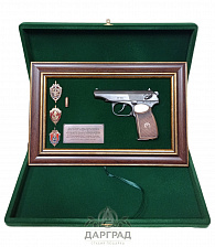 Панно пистолет «Макарова» со знаками ФСБ